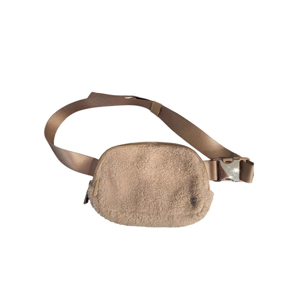 Lululemon Beige Faux Fur Zip Belt Bag/Fanny Pack OS